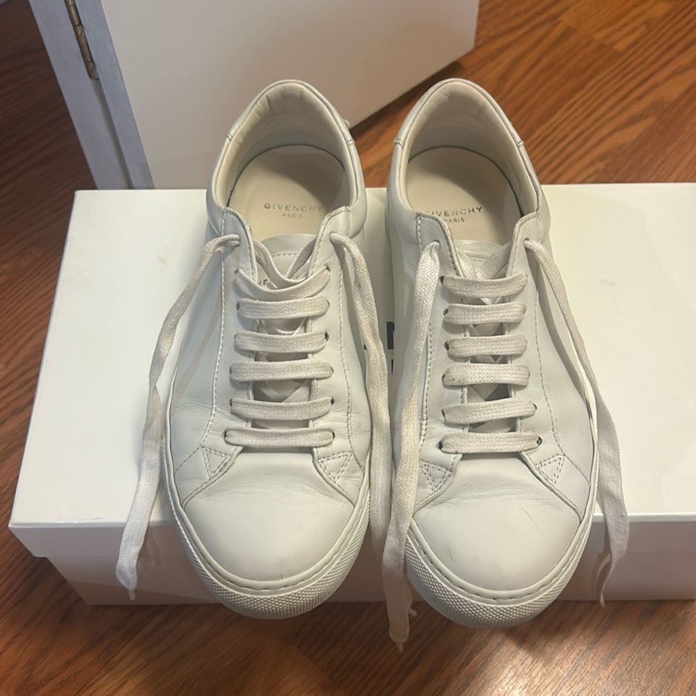 Givenchy Urban Street Sneakers